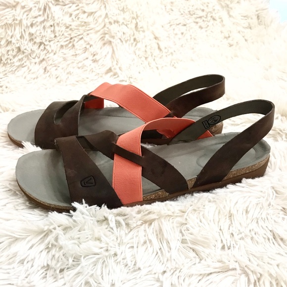 Beautiful Keen Sandals - Picture 2 of 6
